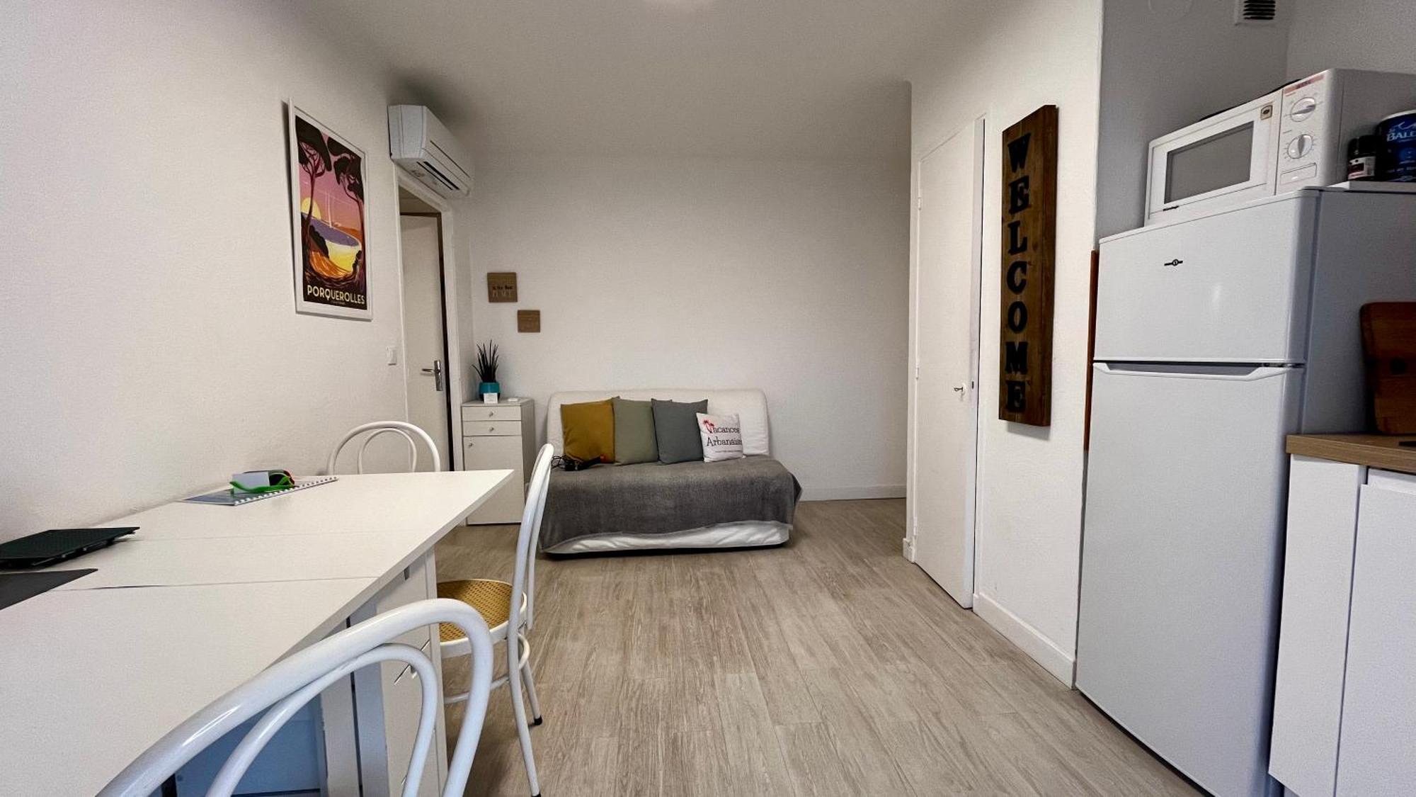 Vacances Arbanaises - Appartements Giens Hyères Kültér fotó
